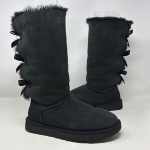 UGG Bailey Bow Tall Womens 7 Black Suede Sheepskin Triple Bow Boots 1016434